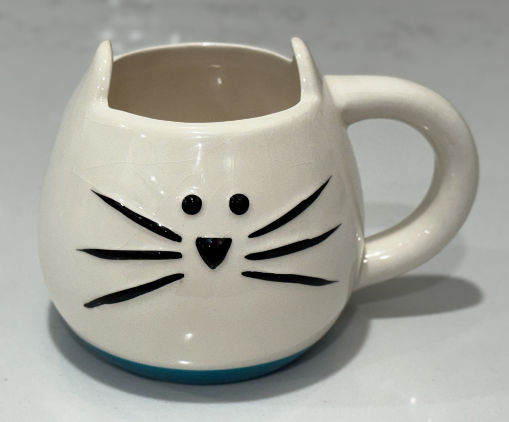 dei Dennis East International Cat Face Mug White Teal Ceramic 3D Ear Coffee Cup